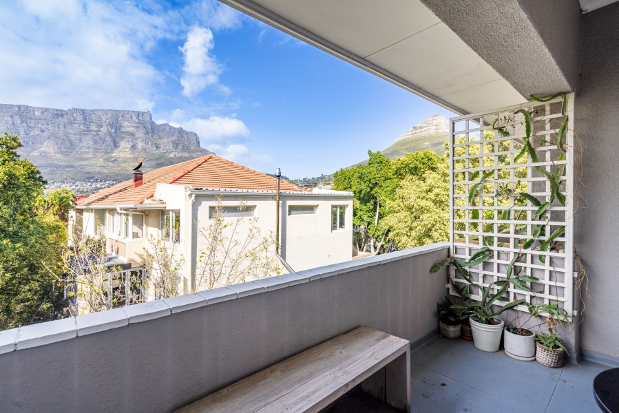 2 Bedroom Property for Sale in Tamboerskloof Western Cape